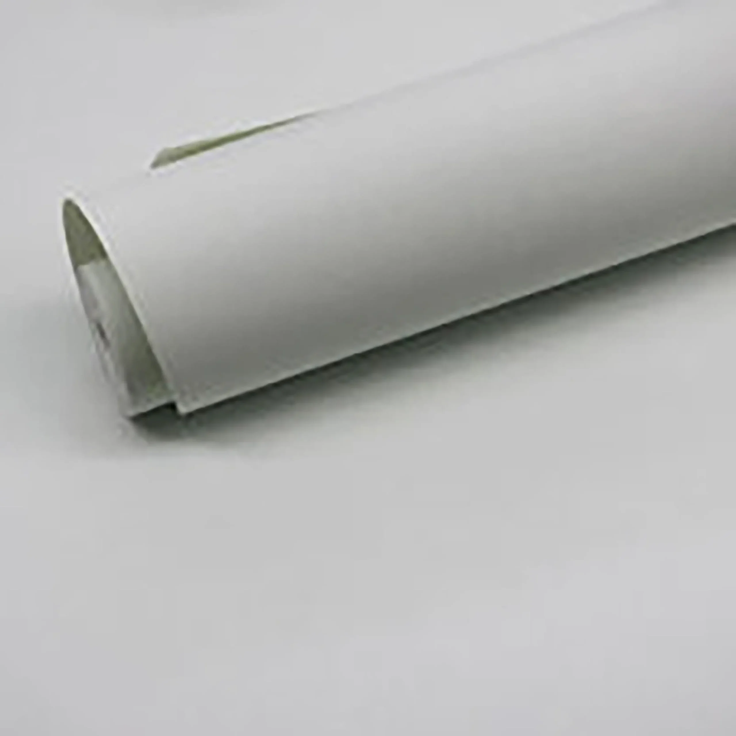 Wallpaper lining paper that is rolled up